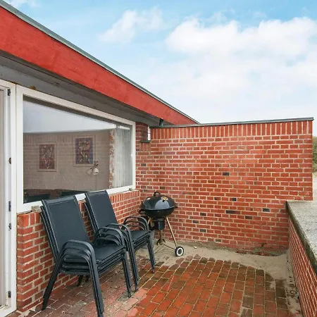6 Person In Henne Holiday home Henne Strand