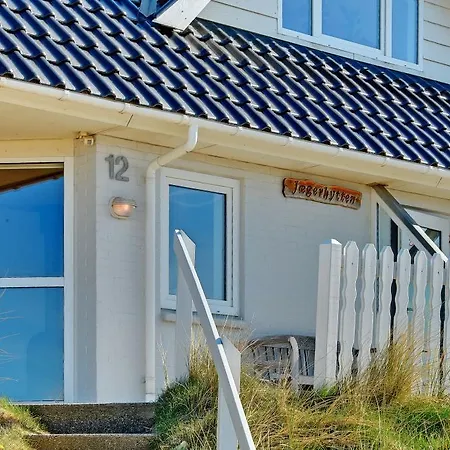 6 Person In Henne Henne Strand