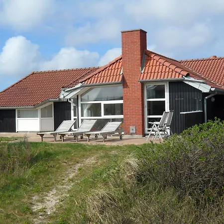 Holiday home 6 Person In Henne Henne Strand