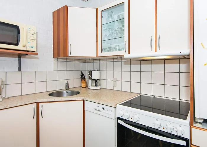 6 Person In Henne-by Traum هين ستراند