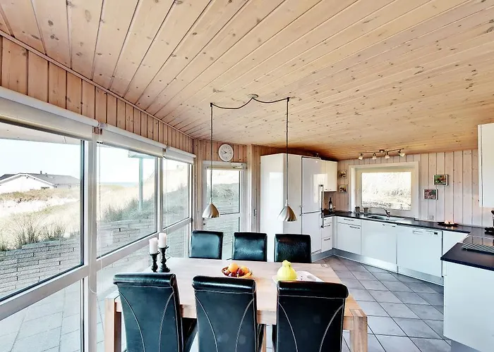 6 Person In Henne-by Traum هين ستراند