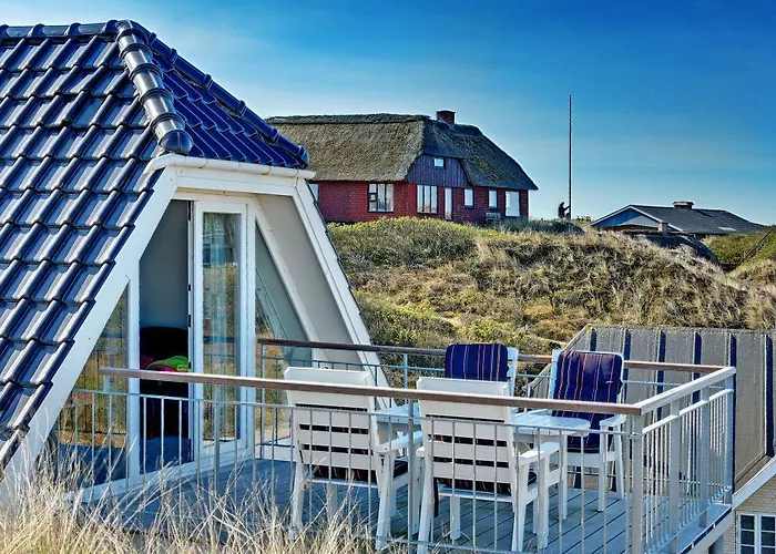 6 Person In Henne-by Traum